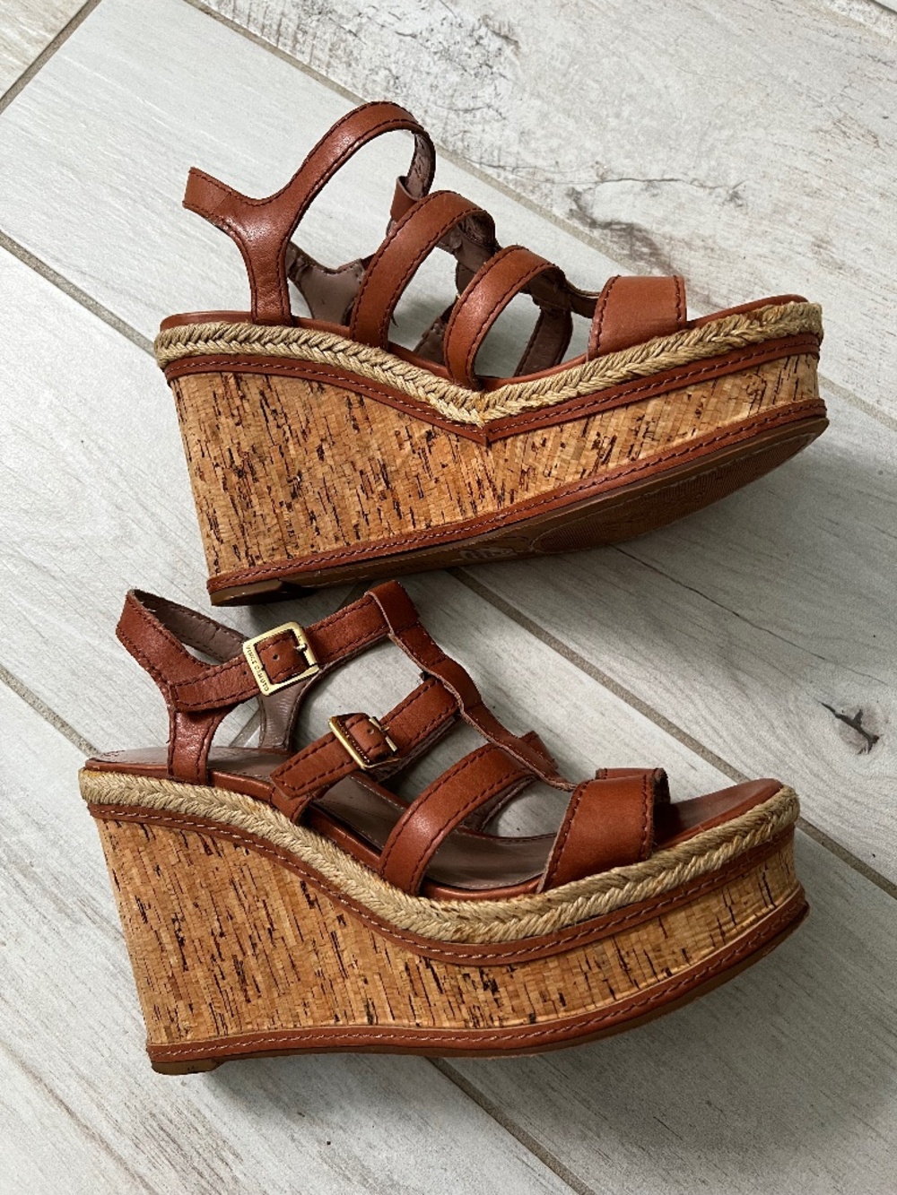 Vince Camuto Strappy Wedge Sandals W9